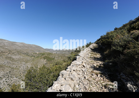 Mozarab Trail, una in stile moresco mulattiera ora utilizzato da escursionisti, vicino a Benimaurell, Vall de Laguart, Provincia di Alicante, Valencia, Spagna Foto Stock