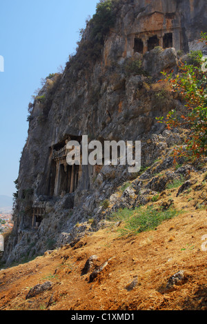 Lycian rock cut tombe di Fethiye (IV secolo a.C.). Mugla, Turchia Foto Stock