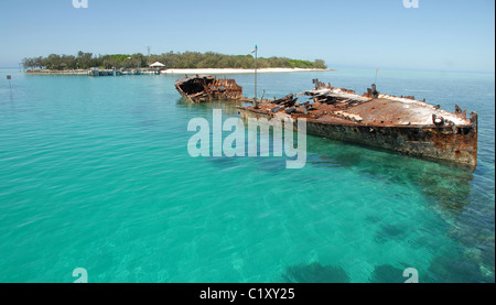 L'Isola Heron off Gladstone sul sud della Grande Barriera Corallina è un ottimo punto di immersione e la stazione di ricerca dell'Università di QLD Foto Stock