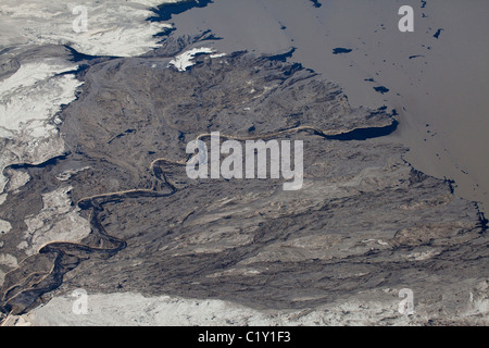 Athabasca Oil Sands in Fort McMurray, il Canada è i mondi più grande singolo deposito di olio ed è ampiamente trattati sul sito. Foto Stock