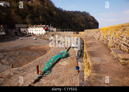 Quay a Clovelly, Devon, portando al Red Lion Hotel. Foto Stock