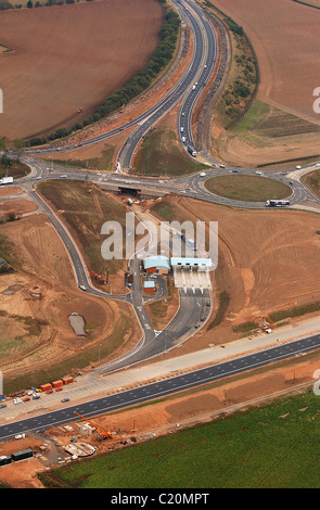 Vista aerea della M6 autostrada a pedaggio in costruzione in corrispondenza della parete isola Staffordshire 2003 Foto Stock