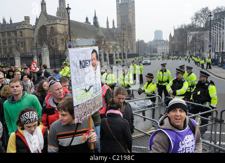 TUC Anti-Spending tagli marzo, al di fuori di casa del Parlamento, il London 26 Marzo 2011 Foto Stock