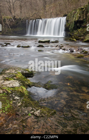 Sgwd Ddwli Uchaf cascata nel Parco Nazionale di Brecon Beacons, POWYS, GALLES Foto Stock