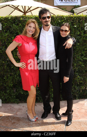 Dayna per le Devon, Gabrielle Anwar e il suo fidanzato l'ottava edizione del GLEH Garden Party tenuto presso una residenza privata di Los Angeles, Foto Stock