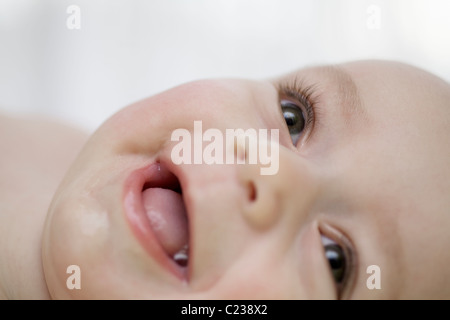 9 mese fa baby sorridente Foto Stock