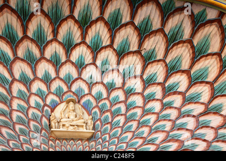 Dettaglio della Lotus nel gate Pitam Niwas Chowk al City Palace Jaipur, Rajasthan, India Foto Stock