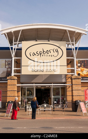 Il lampone village home store presso Longwater Retail Park in Norwich , Norfolk , Inghilterra , Inghilterra , Regno Unito Foto Stock