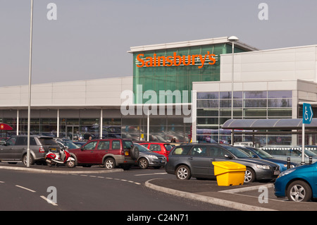 Supermercato Sainsburys a Longwater Retail Park in Norwich , Norfolk , Inghilterra , Inghilterra , Regno Unito Foto Stock