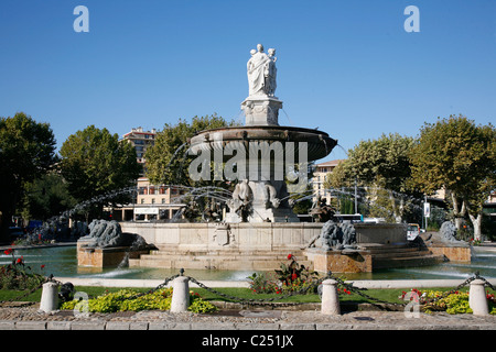 Rotonde fontana, Aix en Provence, Bouches du Rhone, Provenza, Francia. Foto Stock