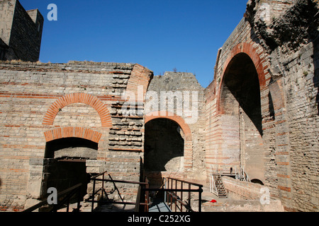 Thermes de Constantin, Arles, Provenza, Francia. Foto Stock