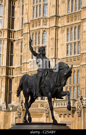 Riccardo Cuor di Leone statua al di fuori della casa del parlamento Foto Stock