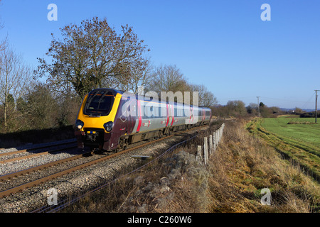 Un Cross Country Voyager teste attraverso Gossington nel Gloucestershire con Plymouth legato sul servizio 18/1/11 Foto Stock