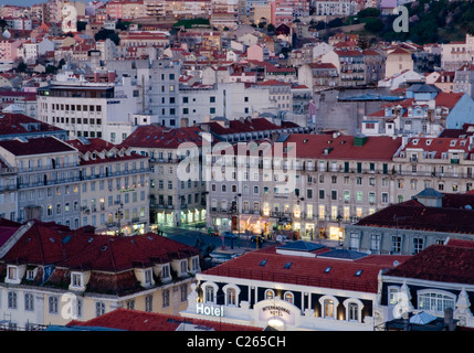 Vista aerea della Praça da Figueira nel centro di Lisbona, Portogallo Foto Stock