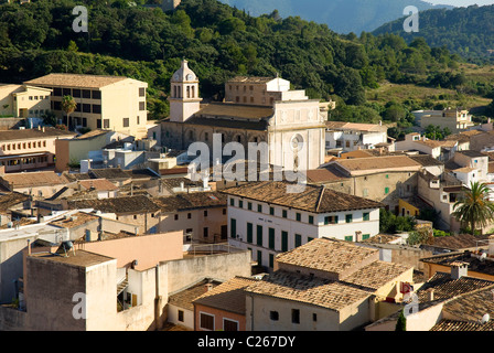 Vista da Castell de Capdepera rocca a Capdepera, Maiorca, SPAGNA Foto Stock