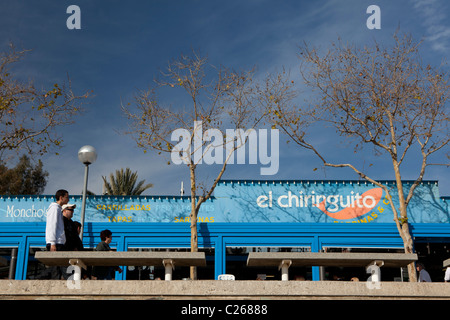 Spiaggia di Bogatell, Barcellona, Spagna Foto Stock