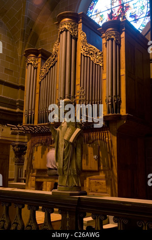 Organo barocco di El Vendrell chiesa con cui Pau Casals avviato in musica. Provincia di Tarragona. Catalonia .Spagna. Foto Stock