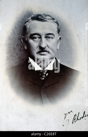 Cecil Rhodes ha firmato un ritratto autografato. Cecil John Rhodes (5 luglio 1853 – 26 marzo 1902) è stato un imprenditore britannico, magnate minerario e politico sudafricano. Foto Stock