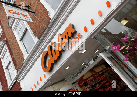 Carte di Clinton, popolare high street card rivenditore ,la loro azienda nome e logo associati visualizzati qui al loro ramo di Shrewsbury. Foto Stock