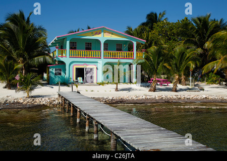 A piedi nudi Beach Hotel a Caye Caulker Belize America Centrale Foto Stock