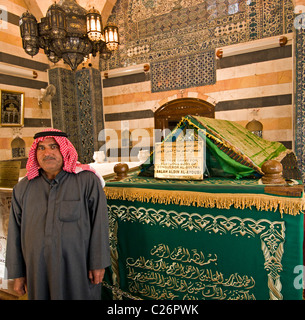 Mausoleo di Saladino ( Salah ad Din ) accanto alla Moschea Umayyad musulmano della città vecchia a Damasco in Siria Foto Stock