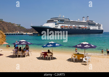 Rotterdam in nave da crociera Bahias de Huatulco, Oaxaca, Messico Foto Stock