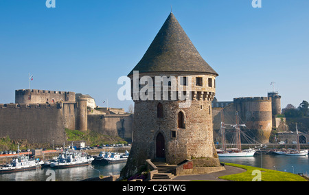 Torre Tanguy, porto militare e castello, Brest (29200), Finisterre, Bretagna, Francia, Europa Foto Stock