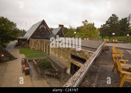 Vista di Alexander Graham Bell Museum e il National Historic Site, Baddeck, Cape Breton, Nova Scotia, Canada Foto Stock