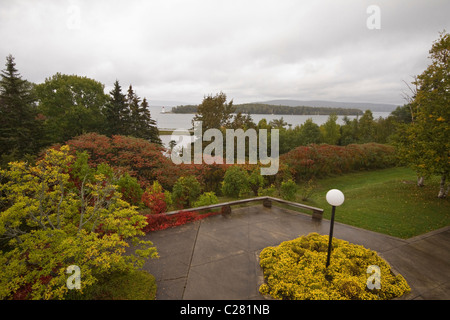 Vista del porto di Baddeck da Alexander Graham Bell Museum e il National Historic Site, Baddeck, Cape Breton, Nova Scotia, Canada Foto Stock