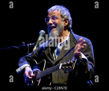 Yusuf Islam aka Cat Stevens di eseguire a Liverpool Echo Arena. Liverpool, in Inghilterra - 05.12.09 : Sakura/ Foto Stock