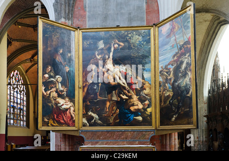 Il sollevamento della Croce da Peter Paul Rubens, Onze Lieve Vrouwekathedraal (Cattedrale di Nostra Signora), Anversa, Belgio Foto Stock