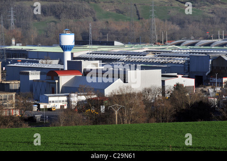 Alcan factory Issoire, Auvergne, Francia. Ora ( 3 maggio 2011) Nuovo nome : Constellium. Foto Stock