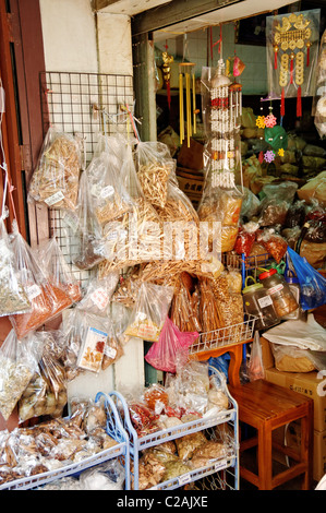 La medicina tradizionale cinese si spegne, Chinatown, Bangkok Foto Stock