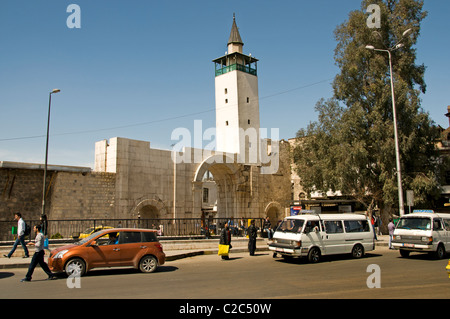 Strada di Bab Sharqi cenere vecchia porta orientale a Damasco in Siria Foto Stock