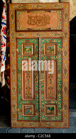 Damasco mobili pittore pittura vernice Siria Bazaar Souk Souq market shop Foto Stock