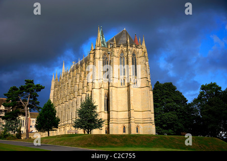 Vista esterna del Lancing College Chapel Lancing village South Downs Sussex England Foto Stock