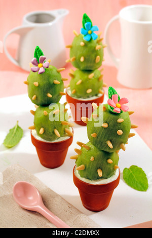 I kiwi cactus. Ricetta disponibile. Foto Stock