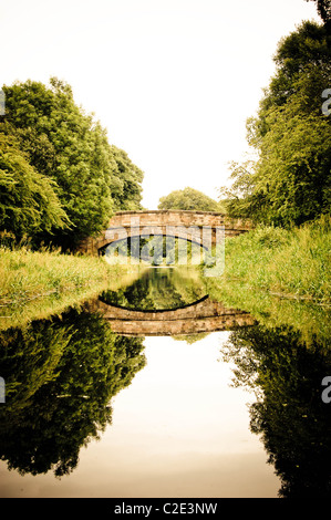 Union canal riflessione (© Alan Davidson) Foto Stock