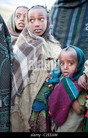 I bambini del villaggio da Simien Mountains dell Etiopia Foto Stock