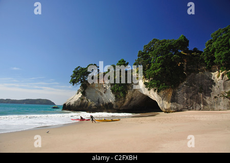 Cattedrale Cove Beach, Te Whanganui-A-Hei riserva marina, Penisola di Coromandel, regione di Waikato, Isola del nord, Nuova Zelanda Foto Stock