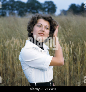 Siebziger Jahre, Menschen, junge Frau, Portraet, mittellanges Haar, Locken Foto Stock