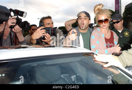 Britney Spears va shopping presso il negozio baby 'Bel Bambini' sulla North Robertson Boulevard West Hollywood, California - 09.11.07 Foto Stock