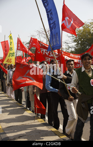 L' India , Delhi, 20110310, Demo der AIKS ( Tutti India Kisan Sabha + AIAWU - Tutti India lavoratore agricolo Umio ) Foto Stock