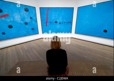 La Joan Miro, Scala di fuga mostra apre alla Tate Modern. Esso è congiuntamente curata da Matthew Gale e Marko Daniel Foto Stock