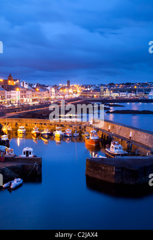 Portstewart al crepuscolo, Co Derry, Irlanda del Nord. Foto Stock