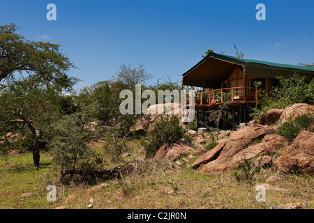 Big privat Tenda di lusso nel Santuario tendeva Kusini Camp, Serengeti, Tanzania Africa Foto Stock