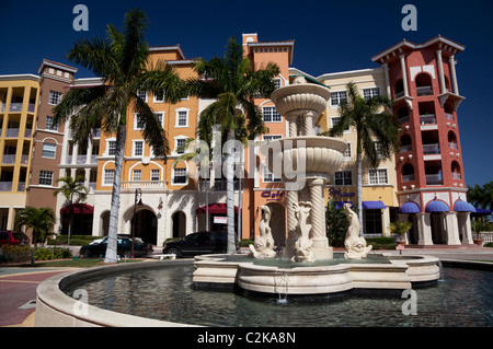 Napoli Bayfront area shopping e alloggi di lusso, Naples, Florida Foto Stock