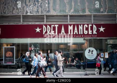 Un ramo del pret a Manger catena a sandwich in Midtown Manhattan a New York il giovedì 14 aprile, 2011. (© Richard B. Levine) Foto Stock