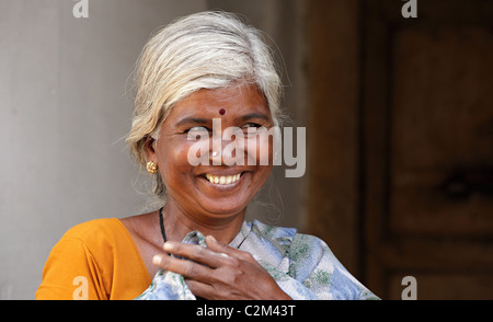 Donna indiana di ridere Andhra Pradesh in India del Sud Foto Stock