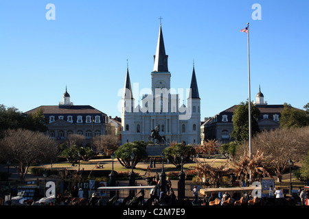 ST. LOUIS CATHEDRAL & JACKSON SQUARE DEL QUARTIERE FRANCESE DI NEW ORLEANS USA 23 Gennaio 2011 Foto Stock